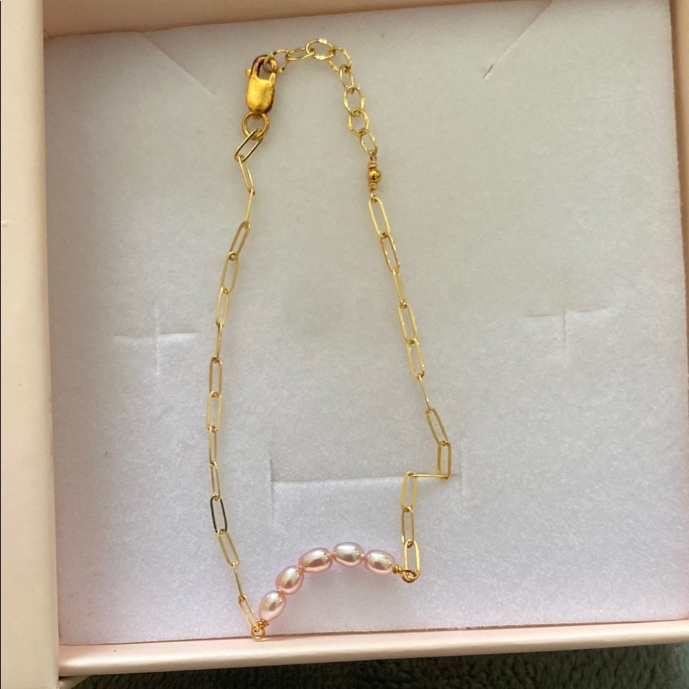 Misha Hawai’i pearl paper lip bracelet new